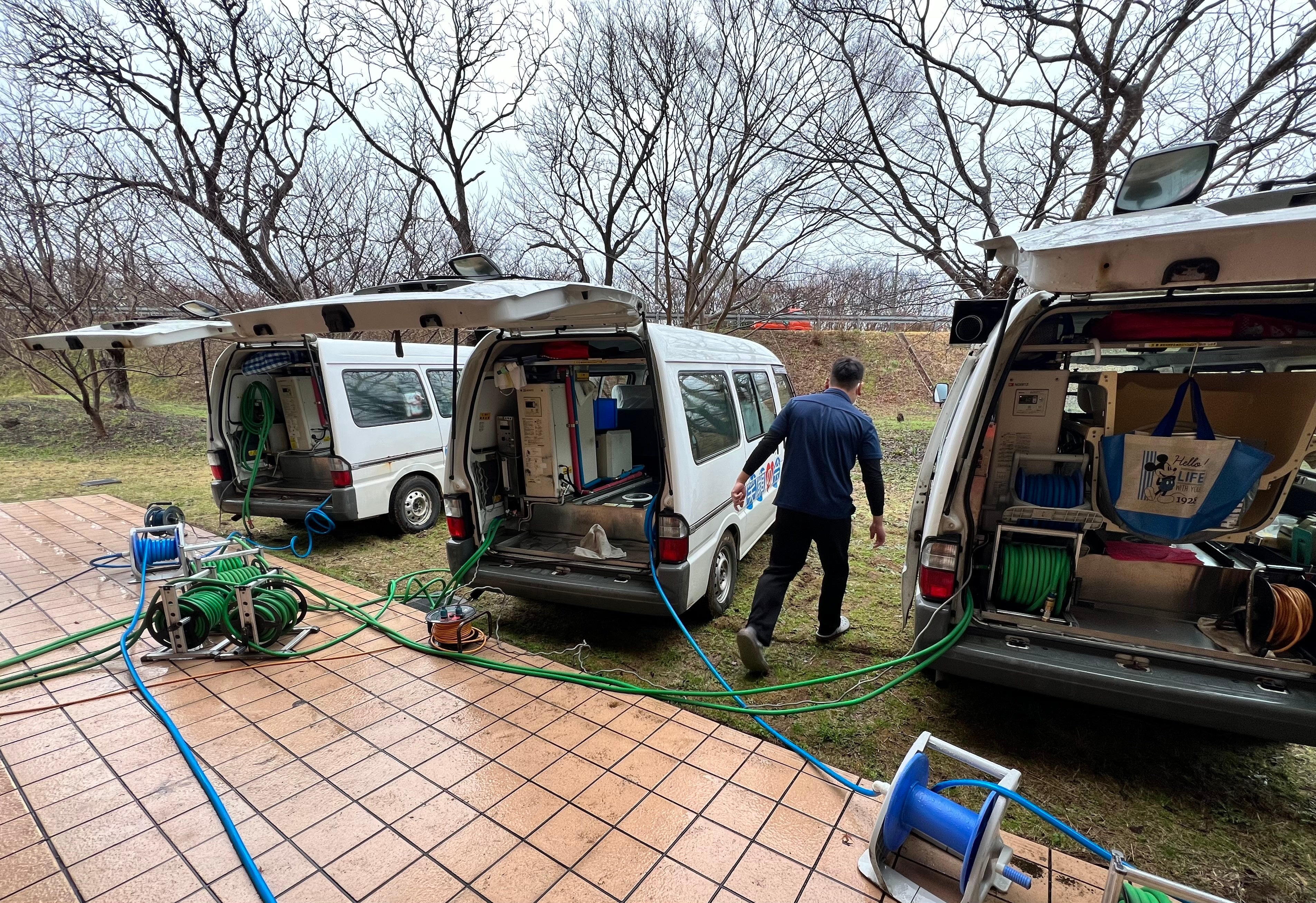 訪問入浴活動の支援の様子