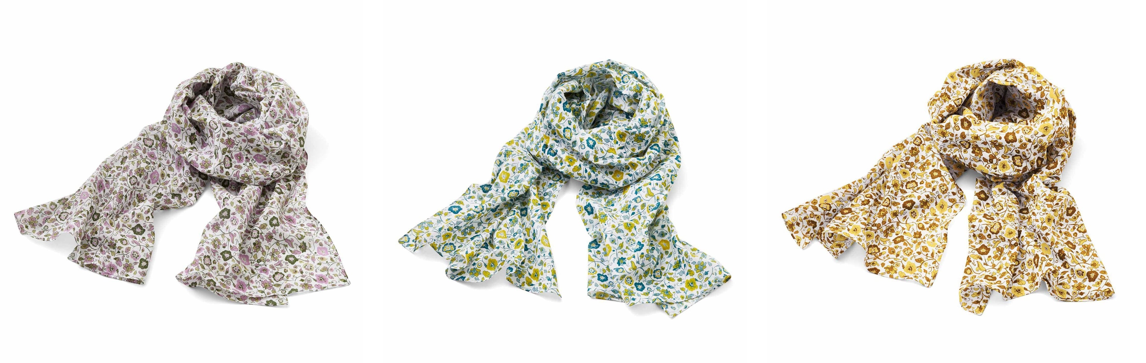 〈淡紅藤（うすべにふじ）色〉　　　〈芥子菜（からしな）色〉　　　〈琥珀（こはく）色〉