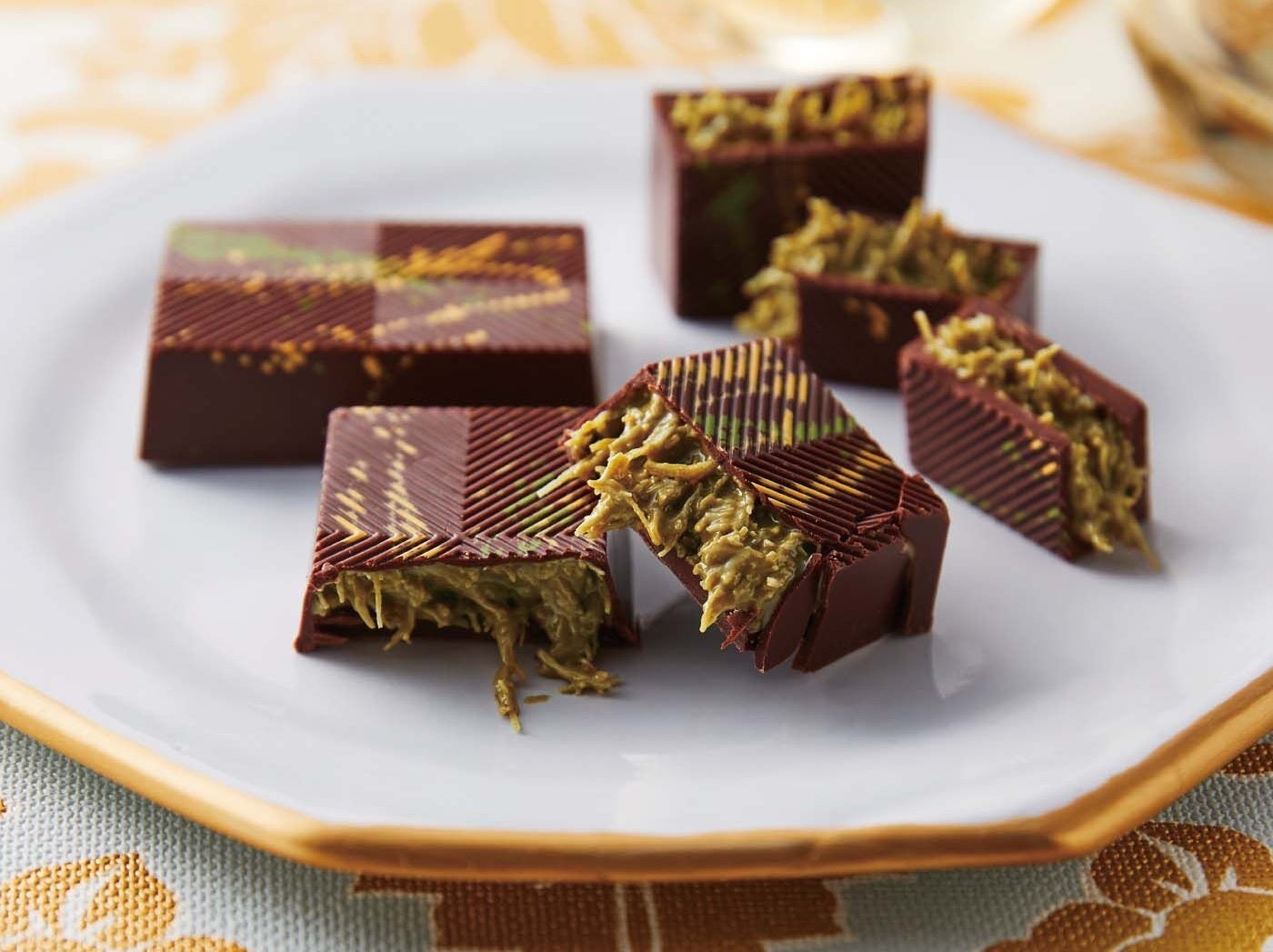 チョコレートバイヤーみりが厳選した世界のプレミアムチョコが集結