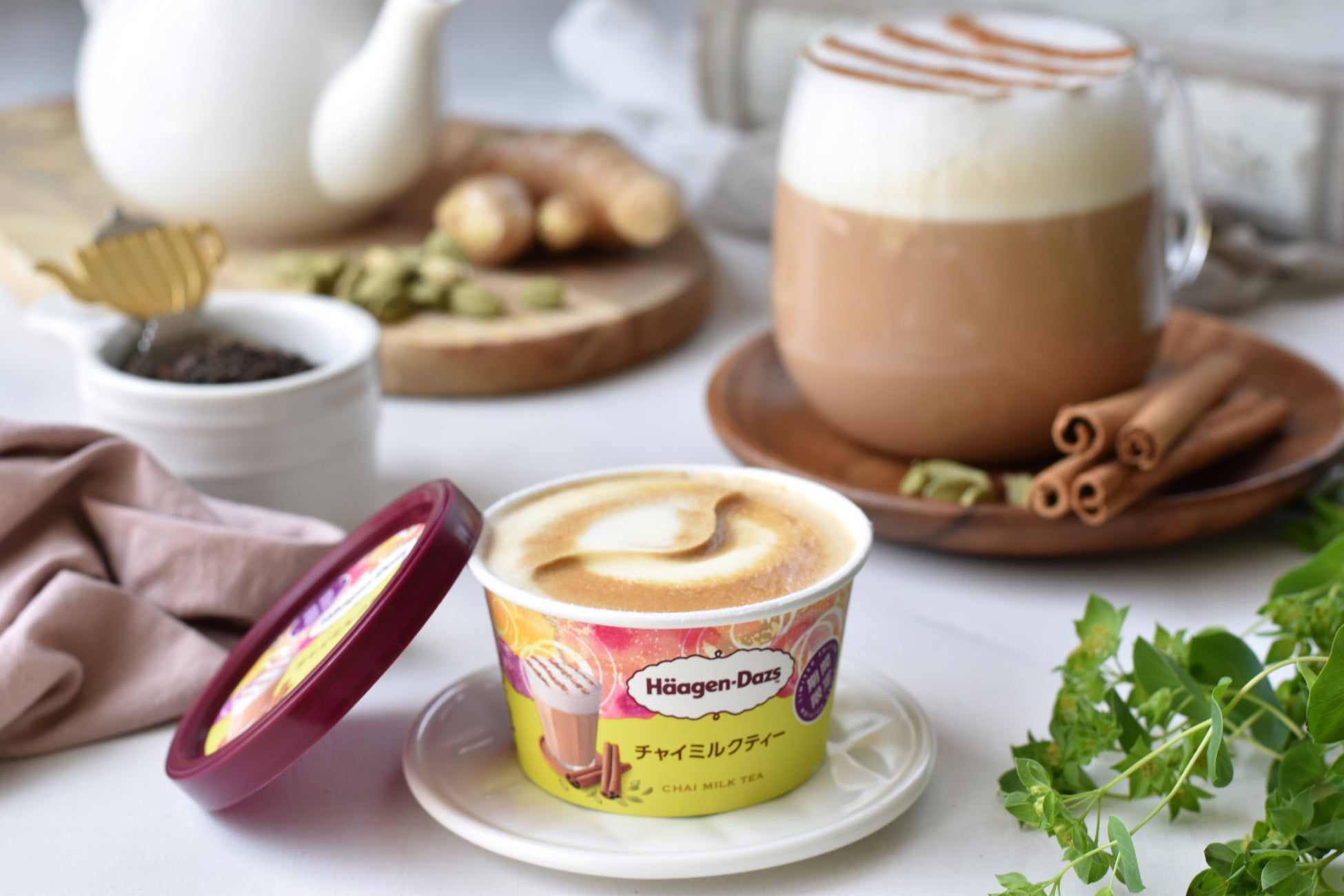 華やかに香るスパイス 芳醇な風味の紅茶 豊かなミルクのハーモニー ミニカップ チャイミルクティー 5月17日 火 より期間限定新発売 ハーゲンダッツ ジャパン株式会社のプレスリリース 華やかに香るスパイス 芳醇な風味の紅茶 豊かなミルクのハーモニー ミニカップ チャイミルクティー 5月17日 火 より期間限定新発売 ハーゲンダッツ ジャパン株式会社のプレスリリース