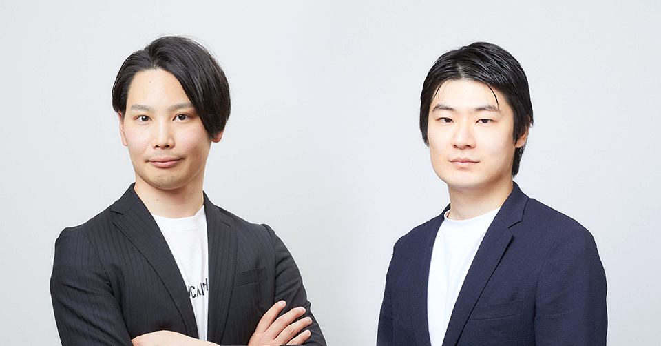 執行役員に就任した上田恭兵（左）と佐々木皇太