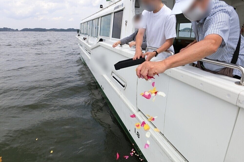 2022年8月　宮城県・松島湾での海洋散骨の様子