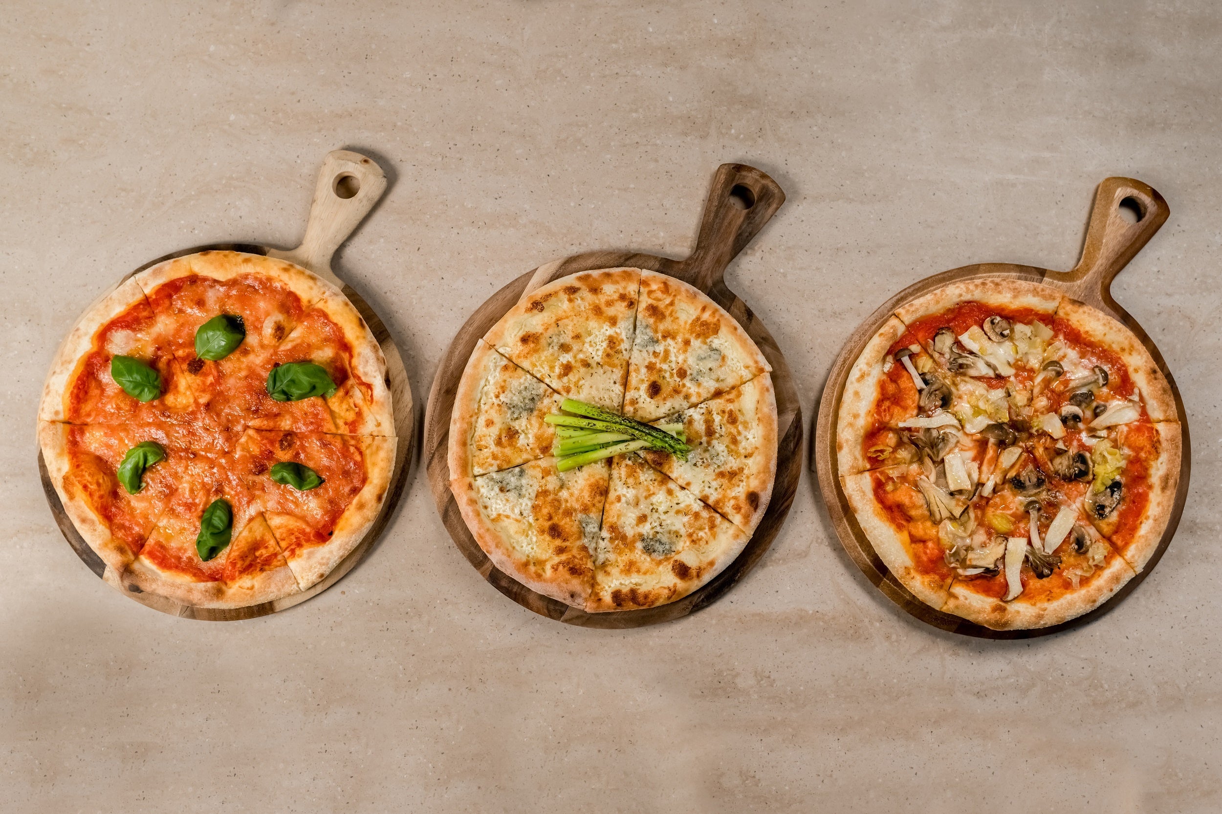 イタリア料理「バジリコ」ピッツアイメージ