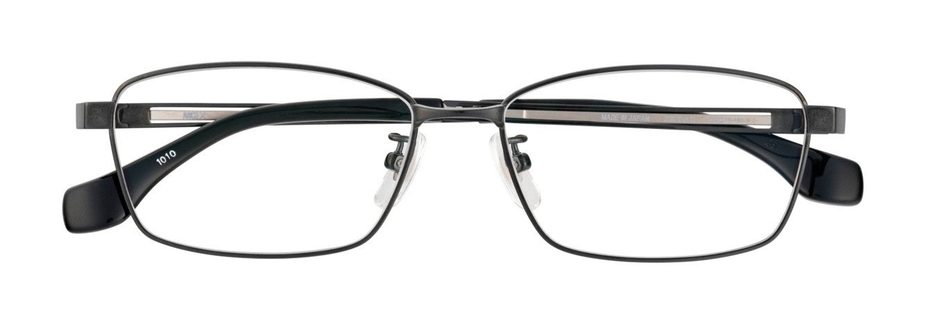 柔らかさとホールド性をクロス快適な掛けごこちと洗練されたデザインを