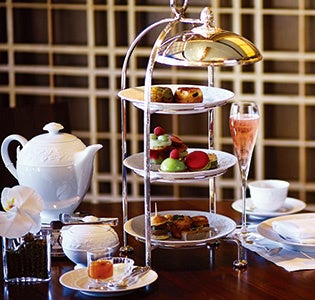 ＜ザ・リッツカールトン京都＞ザ・ロビーラウンジ アフタヌーンティーセットペア