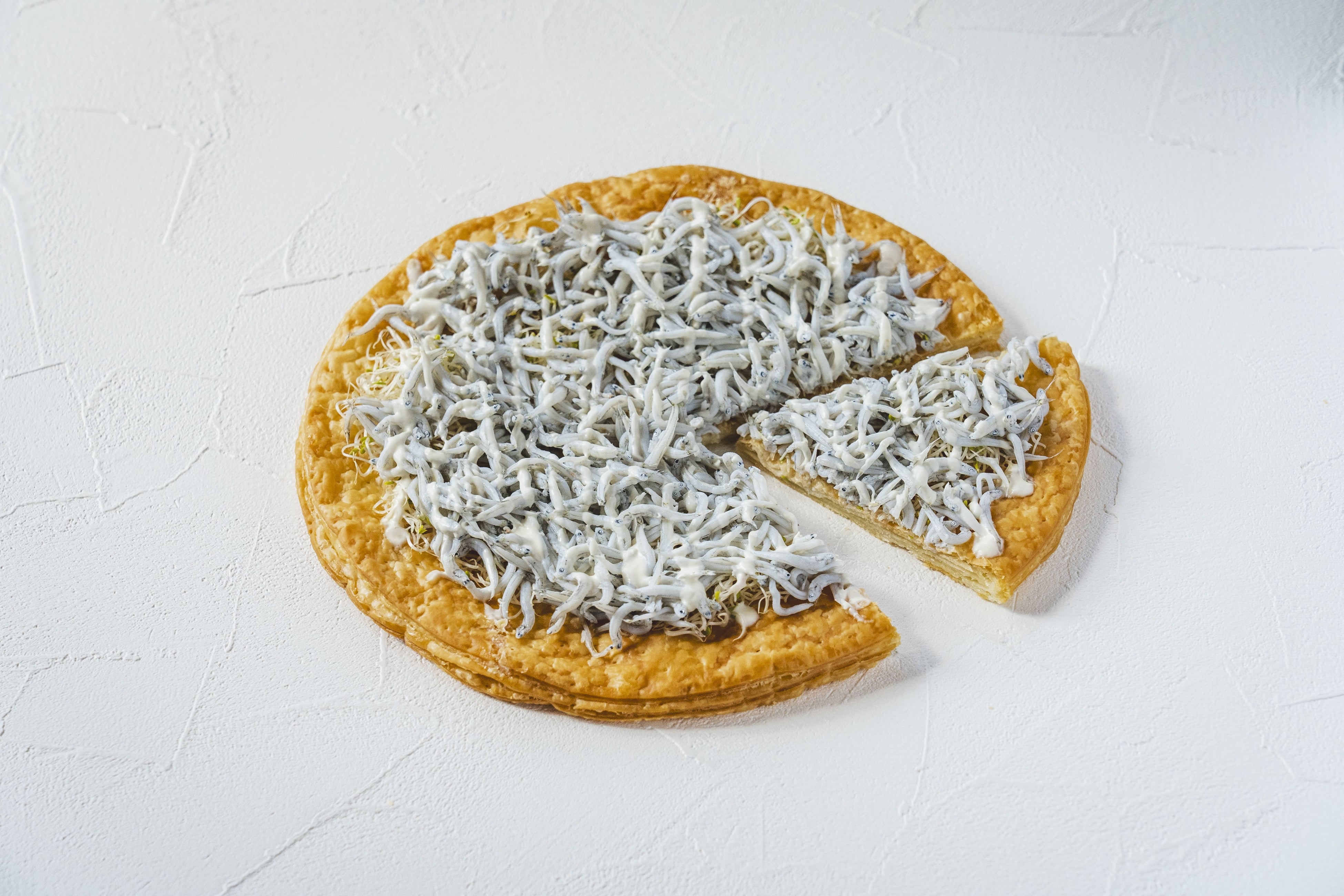 シラスガーリックピザパイ