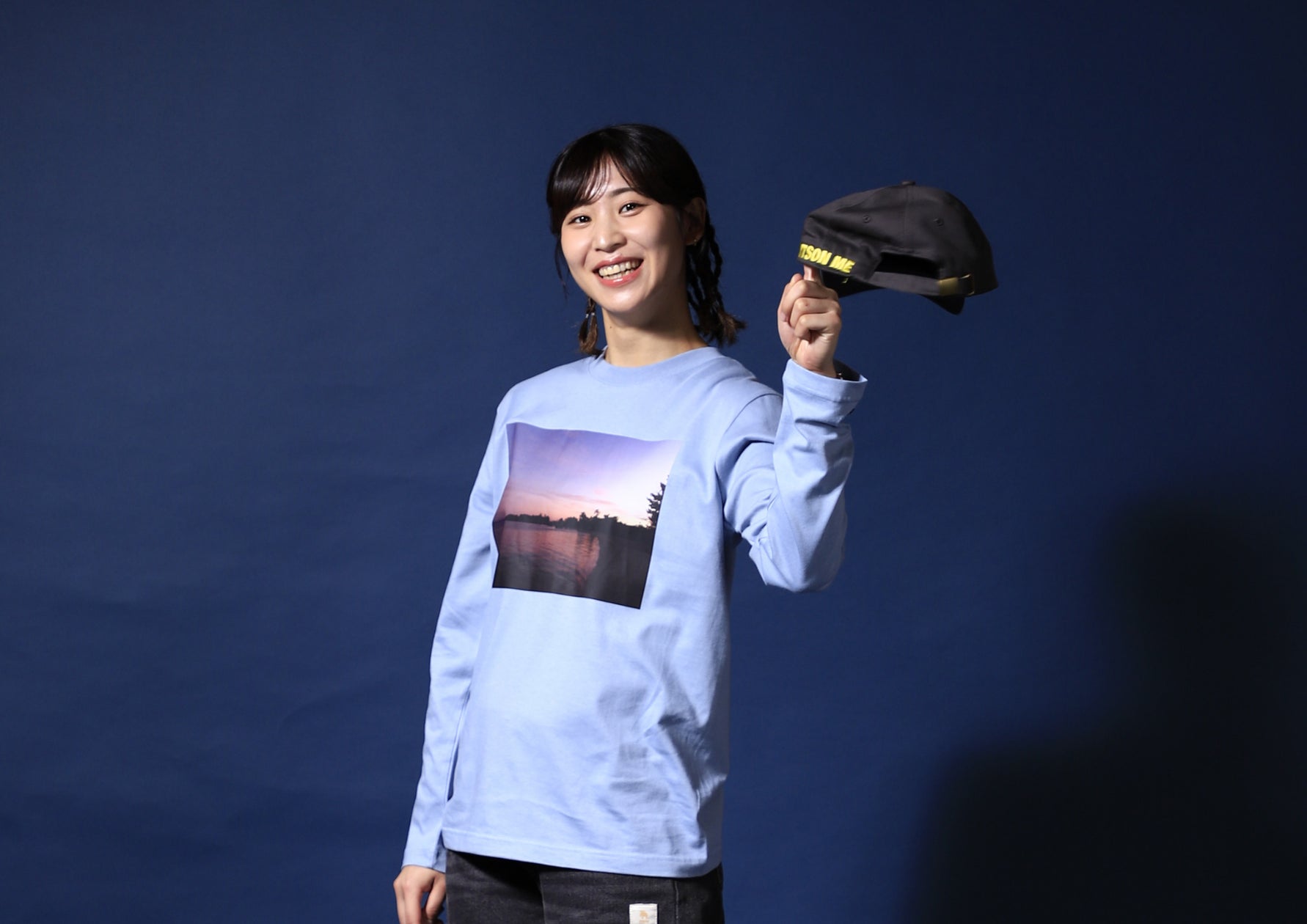 【秋冬の乾燥対策に】星空ライト付きコンパクト加湿器が登場。7色LEDと360°ミストで、癒やしの空間づくりをサポート