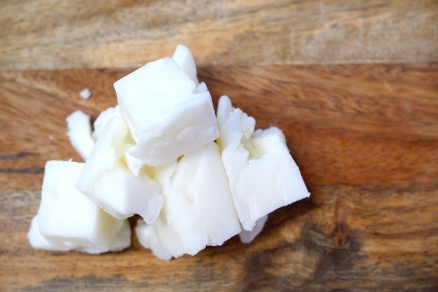 ​水溶性の保湿成分「シアバターアクア」を使用。