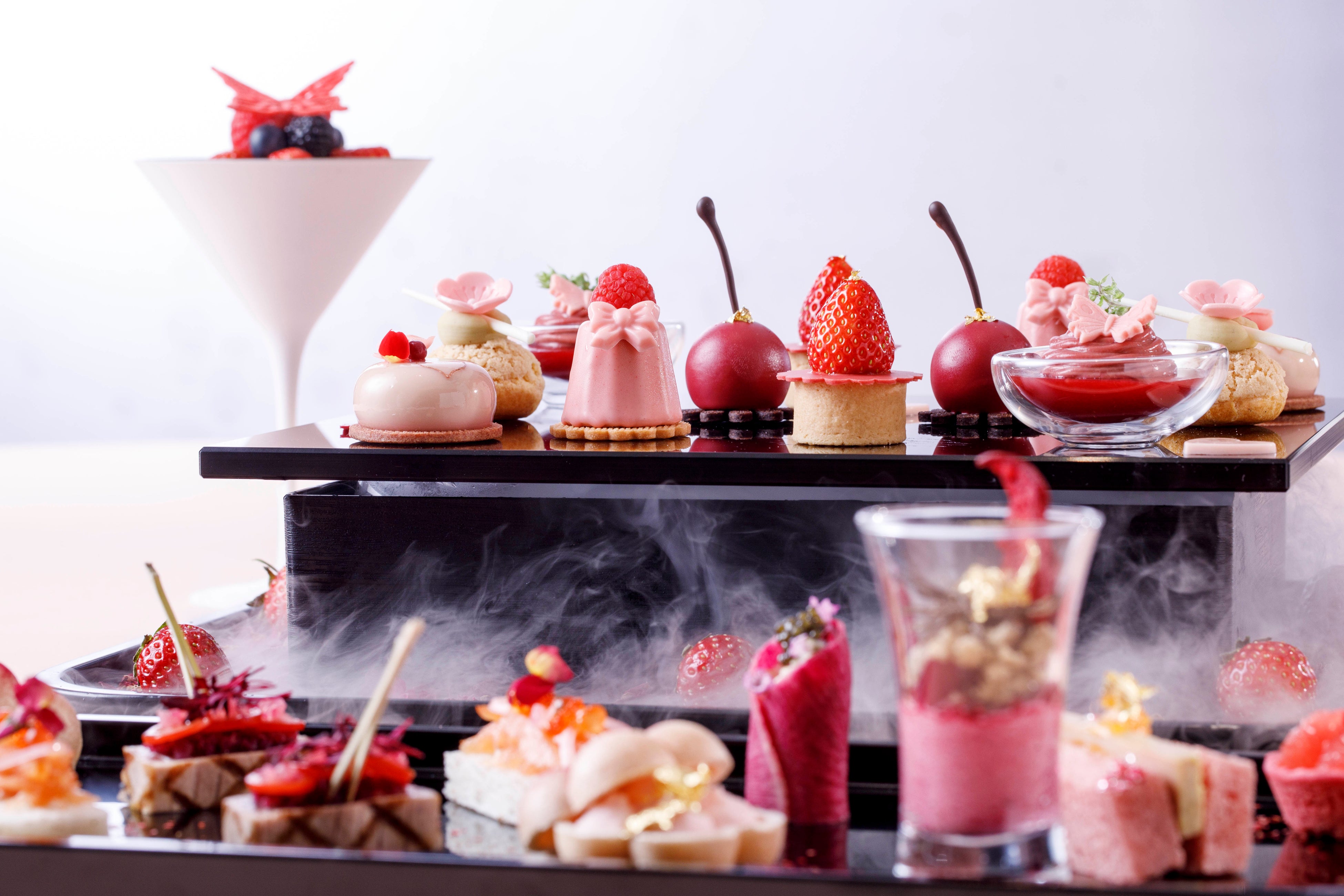 シグネチャー ピンクブロッサム アフタヌーンティー