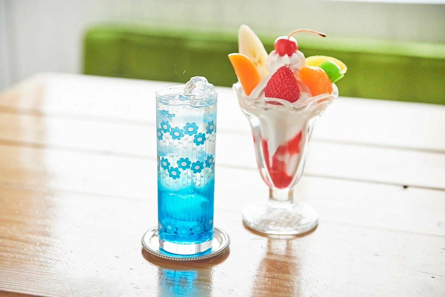 アデリアレトロ」フレーム切手セット 「郵便局のネットショップ」にて