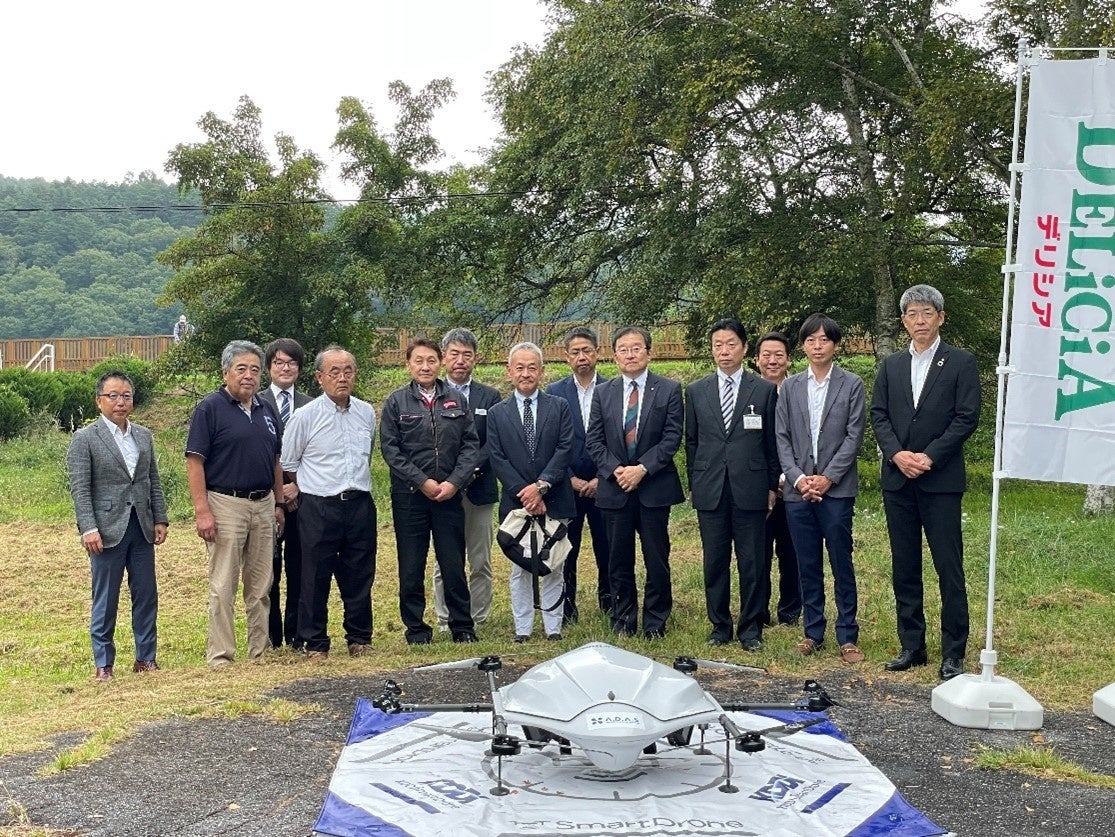 茅野市の皆様、蓼科地区関係の皆様、KDDIスマートドローンメンバー、アルピコグループメンバー