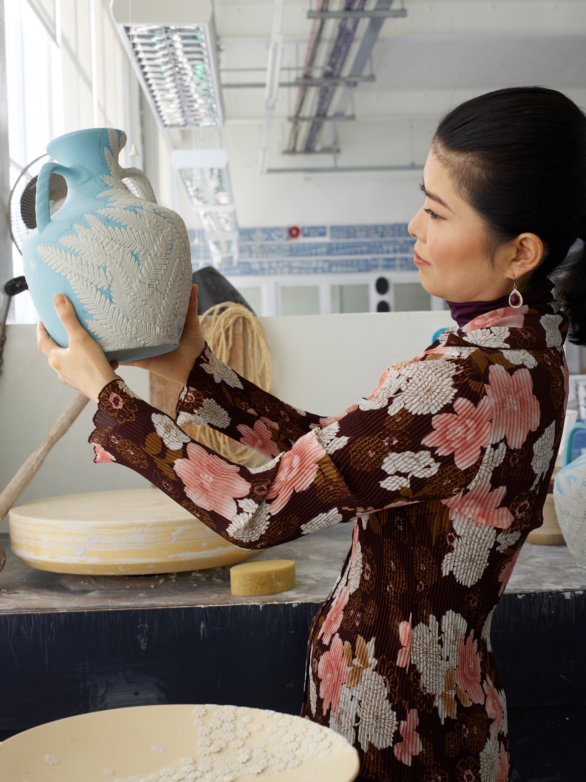 ウェッジウッド】Wedgwood by Hitomi Hosono 五つの季節を飾るアート