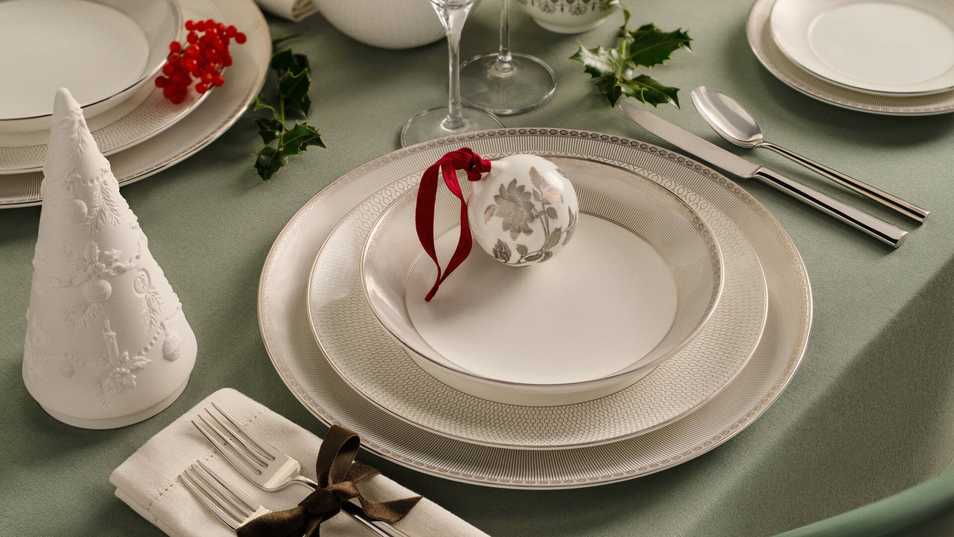 ウェッジウッド】想い出に残るクリスマスを自分らしいスタイルで