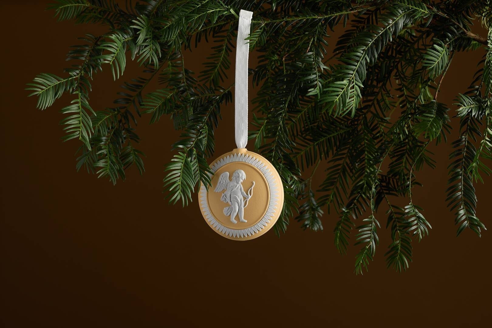 ウェッジウッド】想い出に残るクリスマスを自分らしいスタイルで