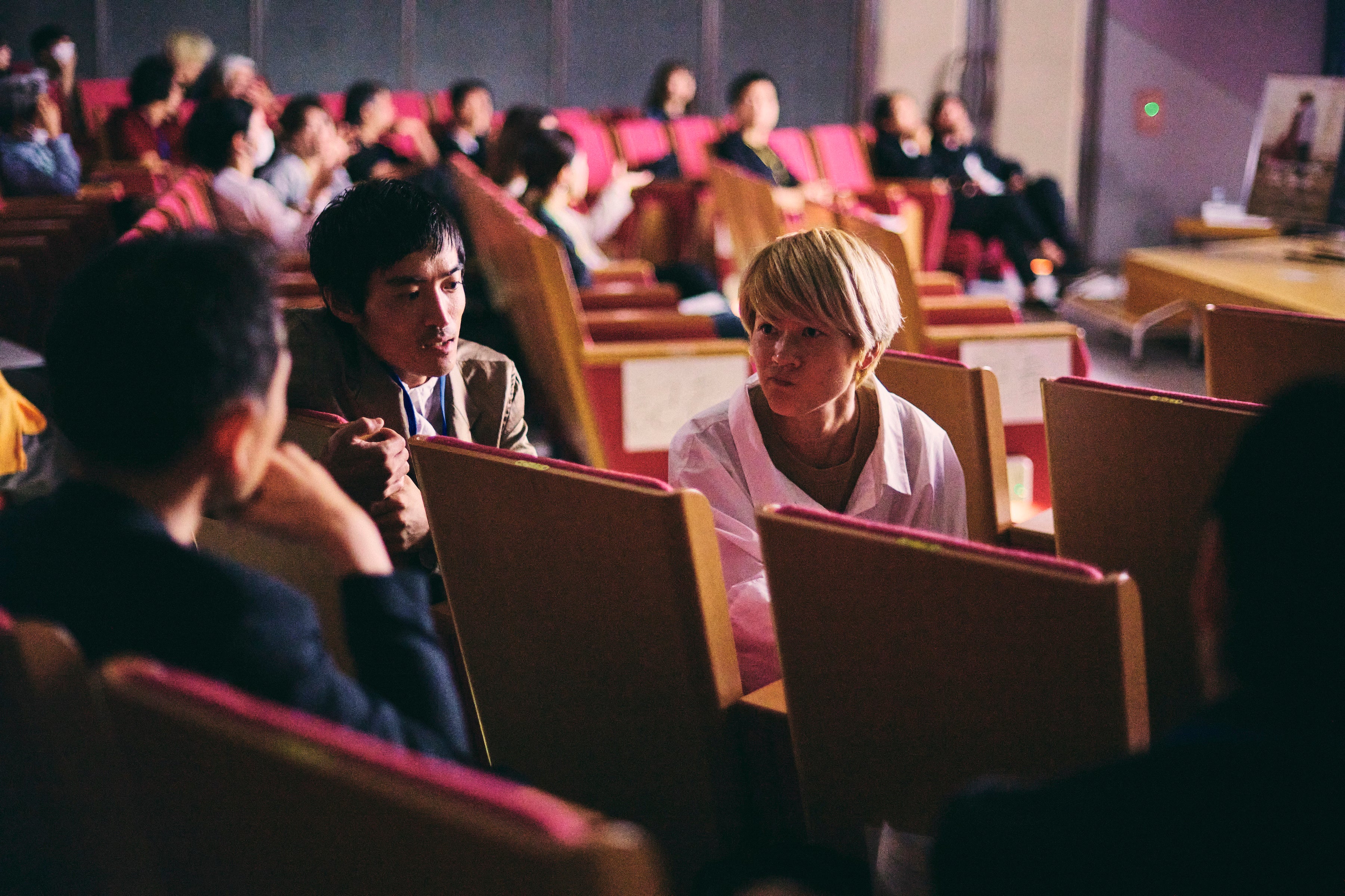 会場内の各所で対話が盛り上がりました