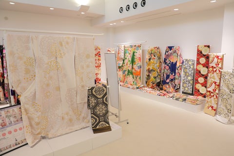 親子で楽しめる写真館のお仕事体験イベント!キッズ社員証も贈呈! 親子で楽しめる写真館のお仕事体験イベント!キッズ社員証も贈呈!