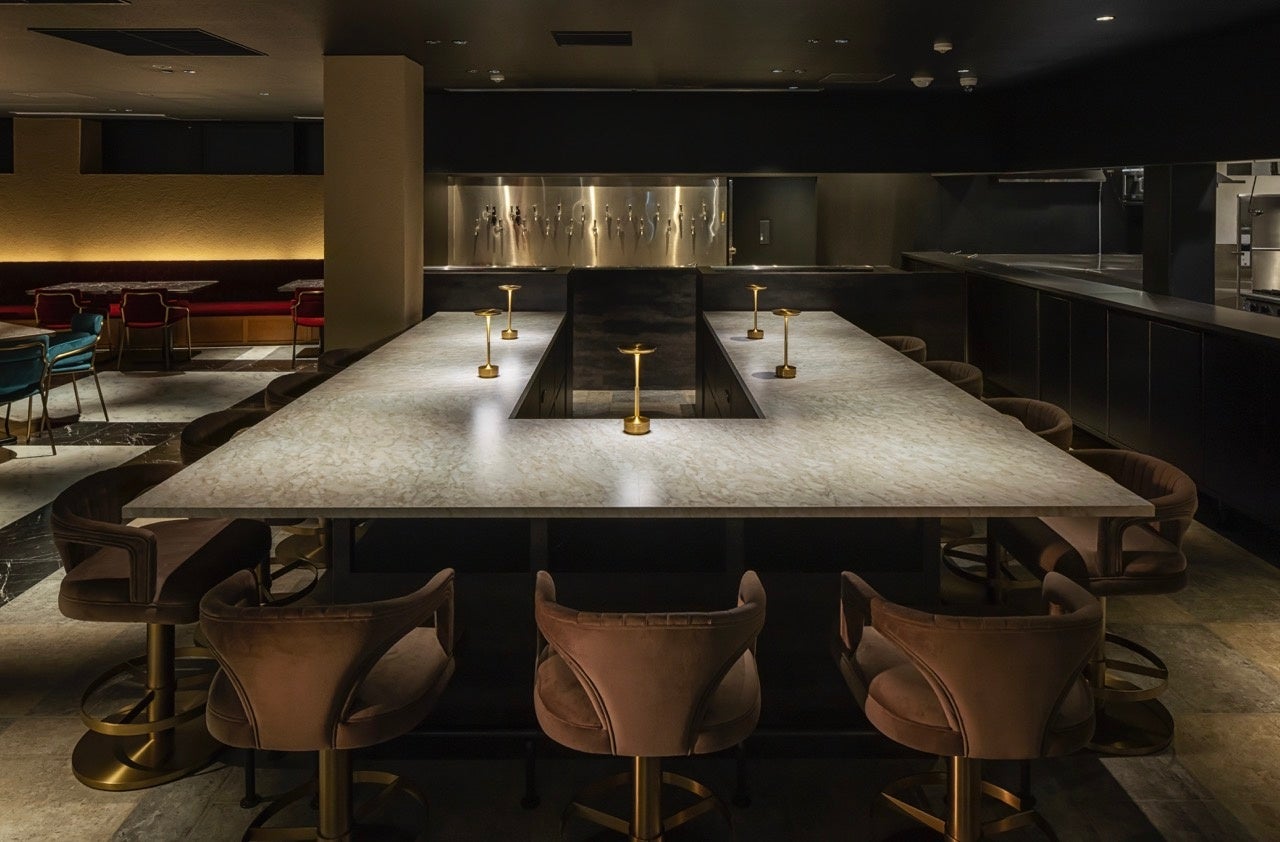 国内でも珍しいペアリングコース専⽤カウンター