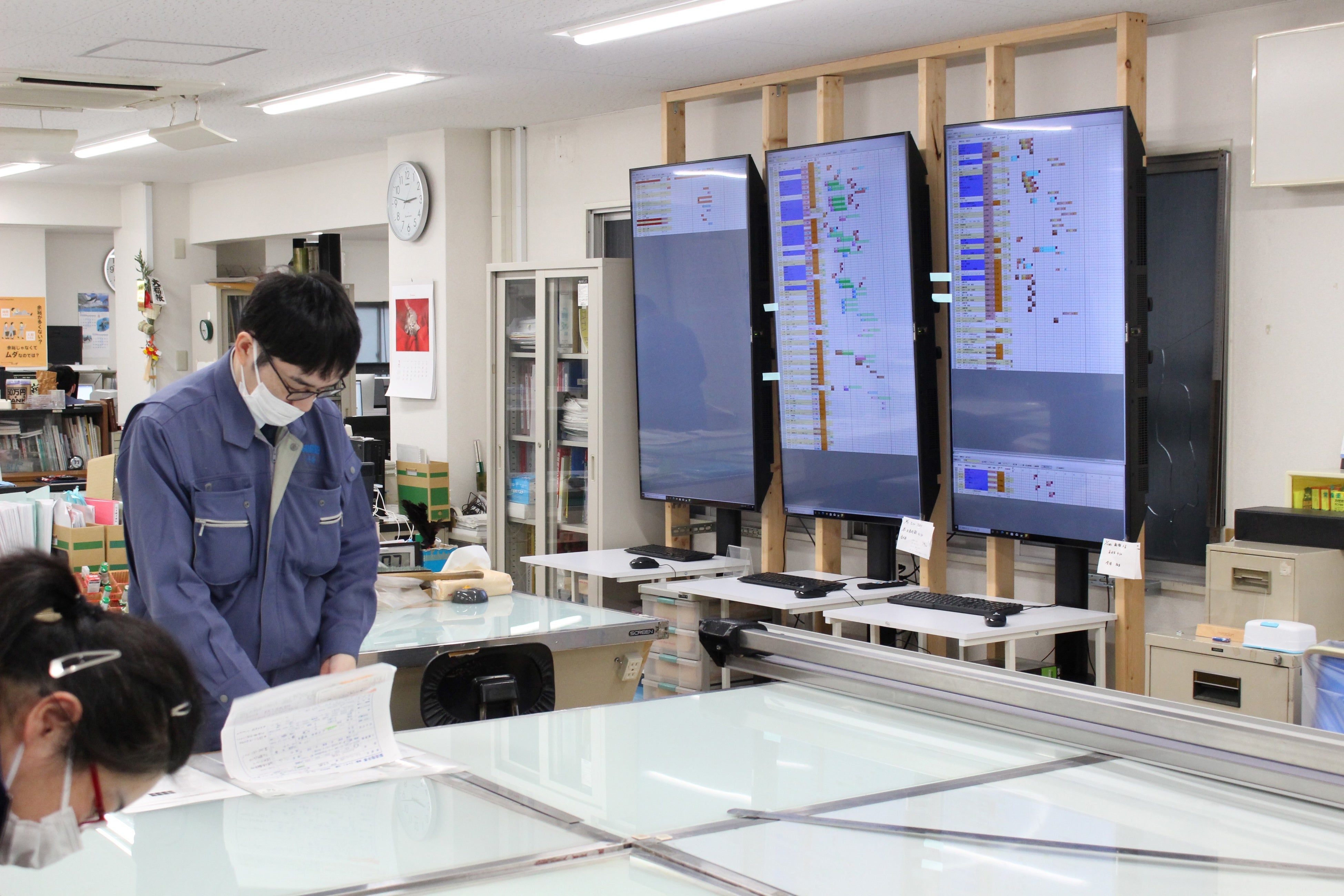 アナログ時代と同サイズのモニターを購入して設置