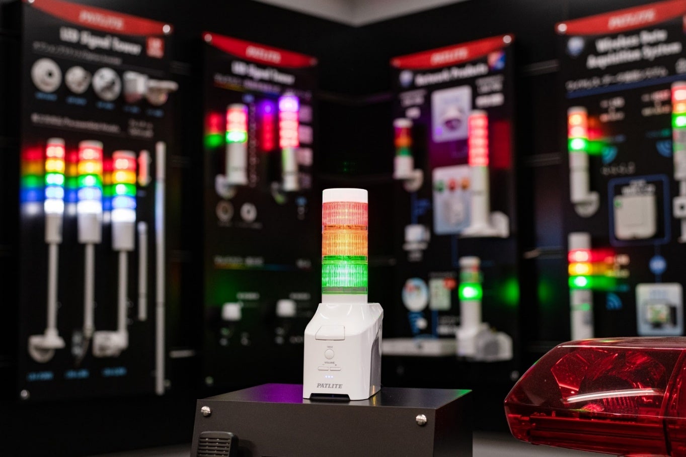 図１：パトライトのネットワーク信号灯