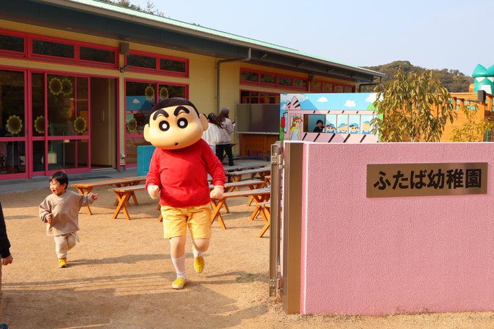 春のピクニックも楽しめる!クレヨンしんちゃんと参加する大運動会! 春のピクニックも楽しめる!クレヨンしんちゃんと参加する大運動会!