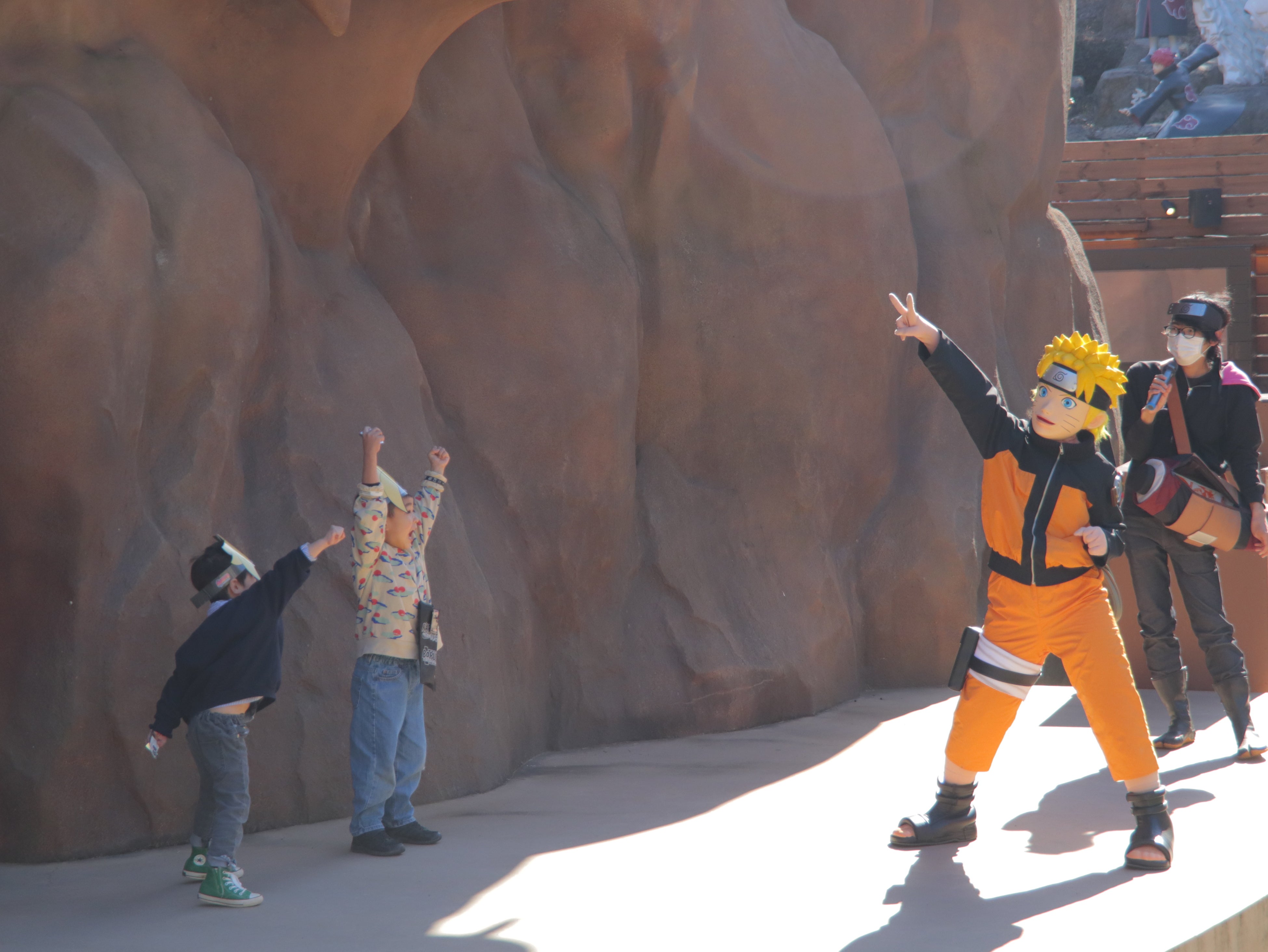 ナルトに合えるグリーティングイベントも階差中だ！