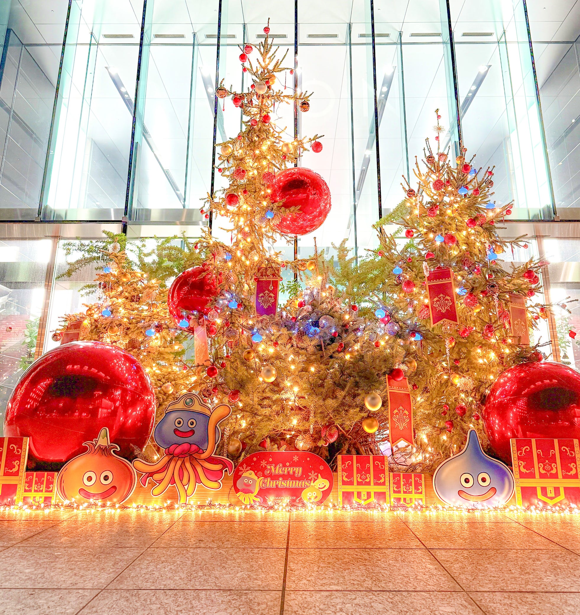 東京・南青山を彩る「ニジゲンノモリ」のイルミネーションイベント 『ドラゴンクエスト アイランド ウィンターカーニバル2025』