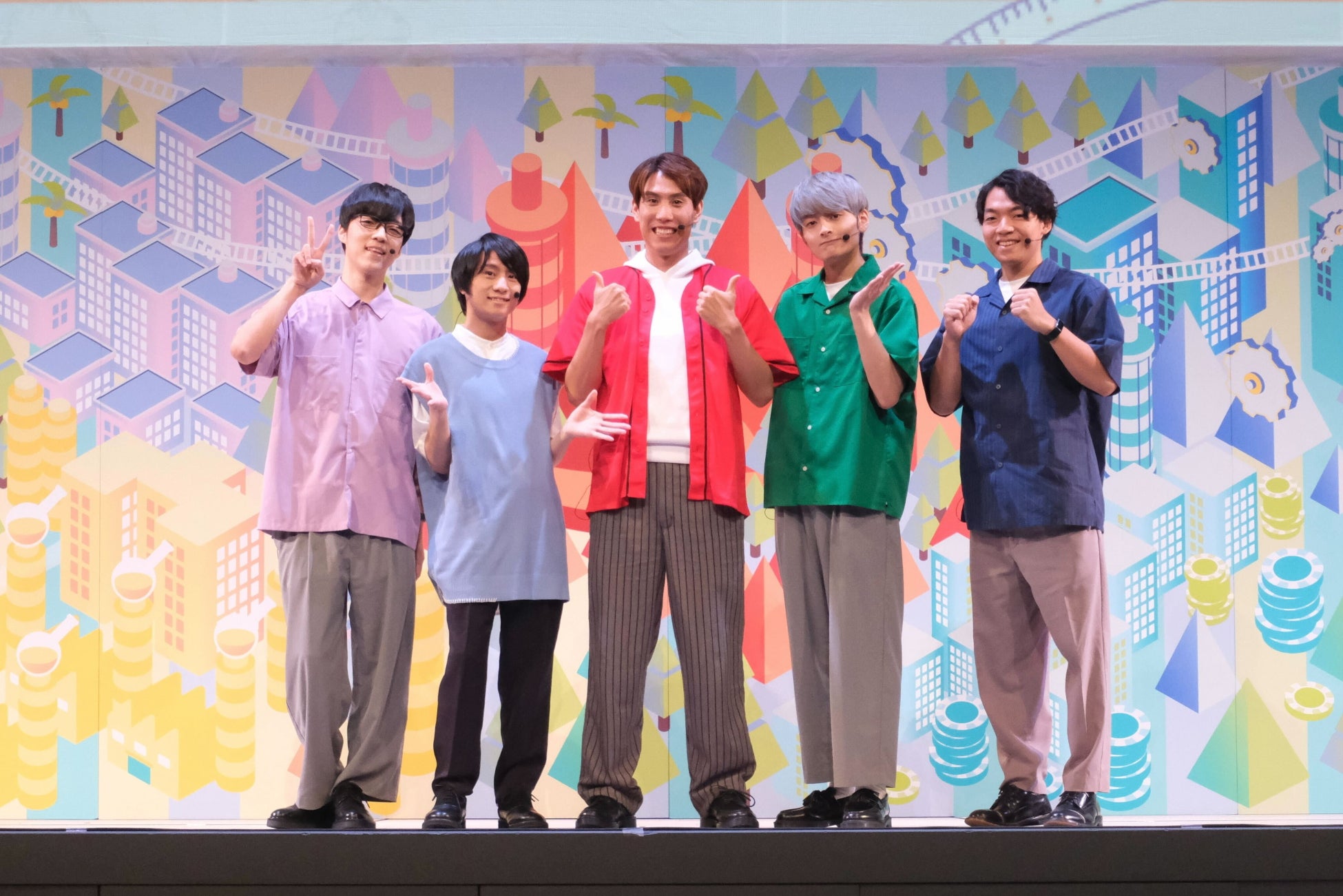 左からふくらP、山本祥彰、須貝駿貴、乾、伊沢拓司