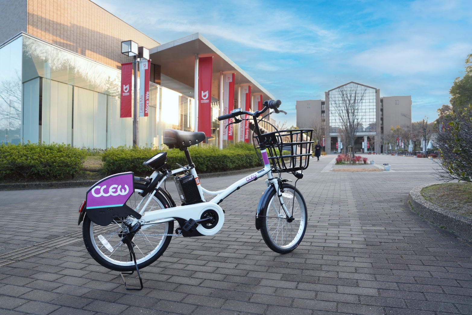 滋賀県の龍谷大学瀬田キャンパスでシェアモビリティサービス「CLEW」を 滋賀県の龍谷大学瀬田キャンパスでシェアモビリティサービス「CLEW」を