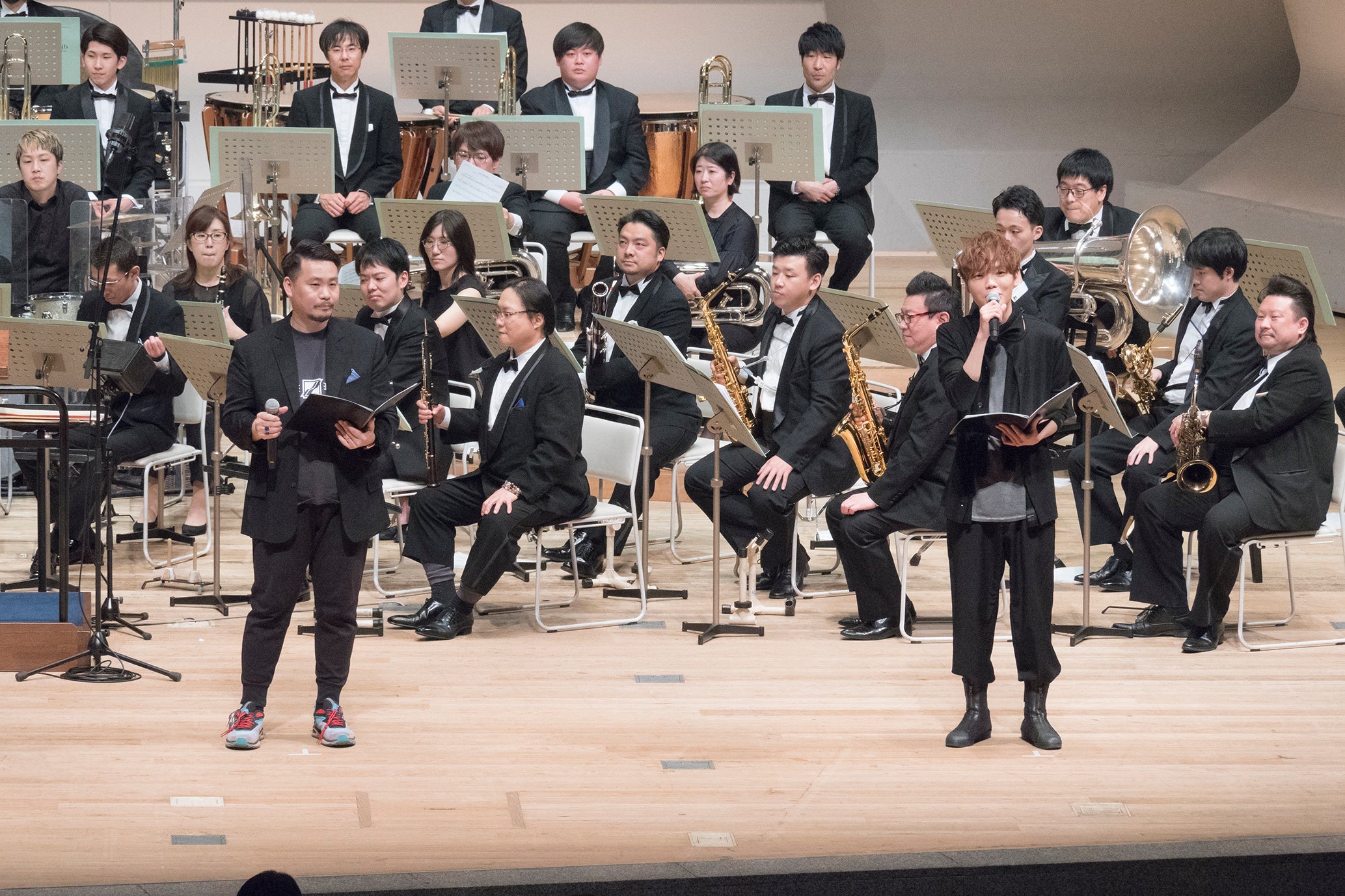 左から加藤達也、堤博明　　