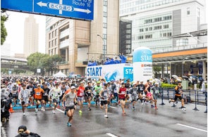 フルマラソン化10周年!全国&海外から集まった約3万人のランナーが横浜の街を走る!豪華ゲストも来場「横浜マラソン2025」開催!