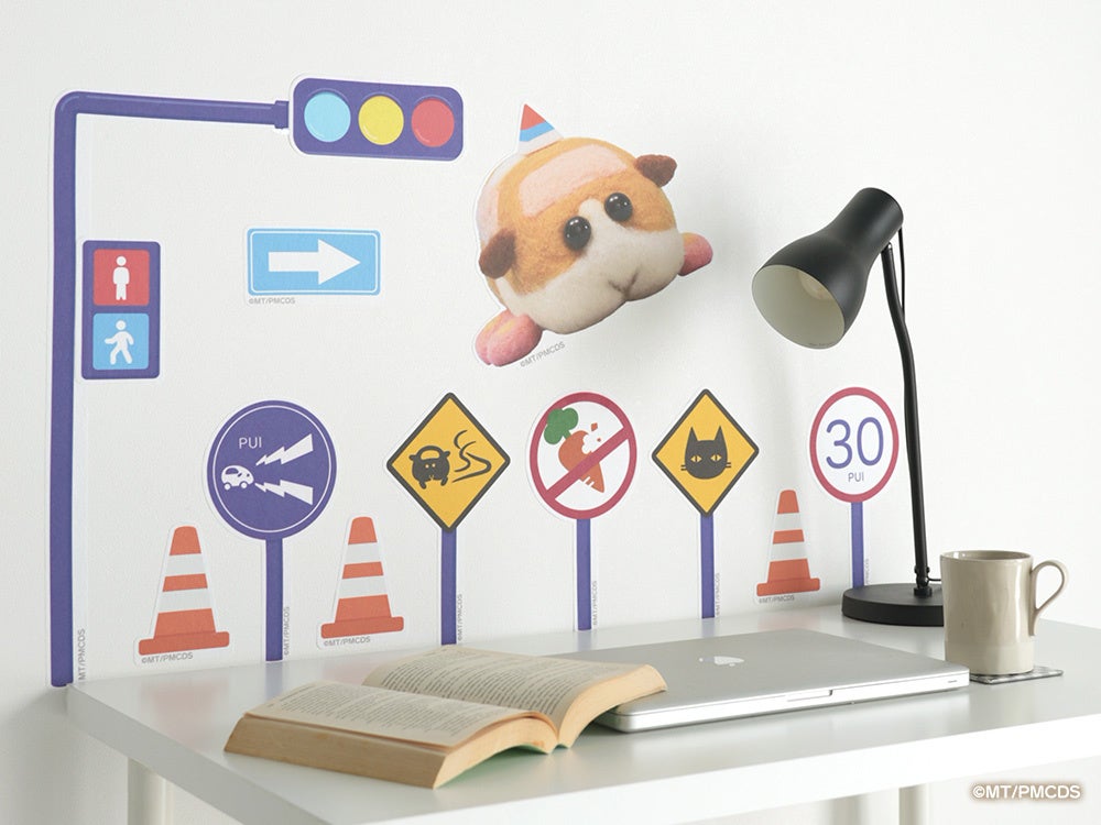 ※Road Sign／Bigセットの商品施工イメージです。モルカー（教習ポテト）のステッカーは別売。