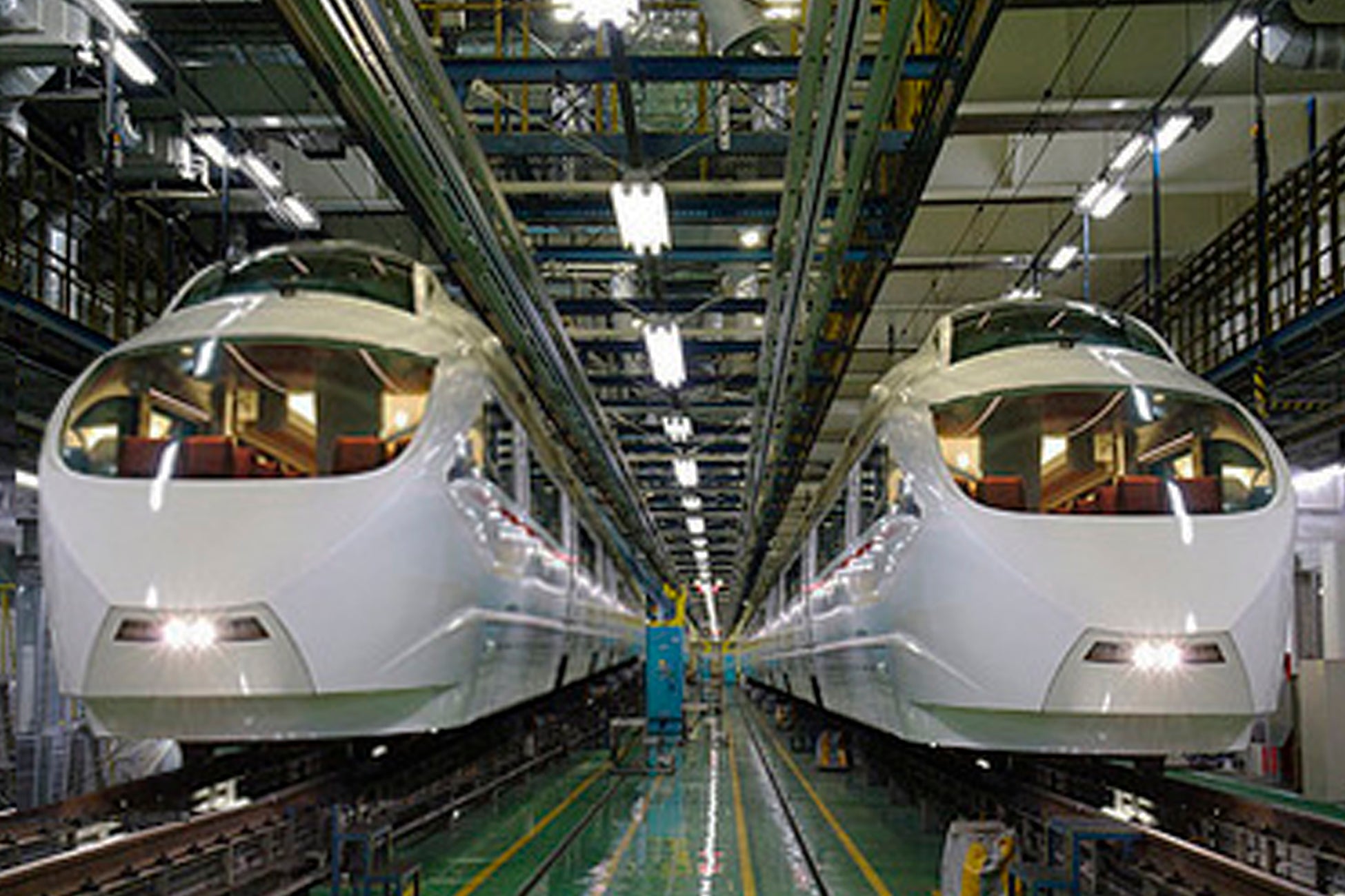 vseが2編成並ぶ 検車区施設の車両検査ピット線をスタジオに見立てた限定撮影会 8月21日 ロマンスカー vse 50000形 フォトセッションin喜多見 を開催 小田急電鉄株式会社のプレスリリース vseが2編成並ぶ 検車区施設の車両検査ピット線をスタジオに見立てた限定撮影会 8月21日 ロマンスカー vse 50000形 フォトセッションin喜多見 を開催 小田急電鉄株式会社のプレスリリース