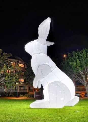 最大7mの 月 ウサギ のアートなど 6人のアーティストの作品が彩る街をめぐる 9月 10日 25日 ムーンアートナイト下北沢 開催 小田急電鉄株式会社のプレスリリース 最大7mの 月 ウサギ のアートなど 6人のアーティストの作品が彩る街をめぐる 9月 10日 25日 ムーンアートナイト下北沢 開催 小田急電鉄株式会社のプレスリリース