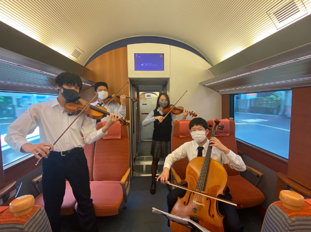 弦楽器ライブのイメージ