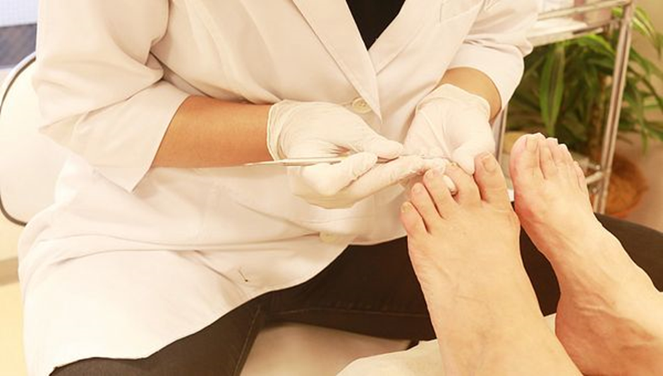  「ＬＩＺＥＲＡ＆Ｃｏ」施術イメージ