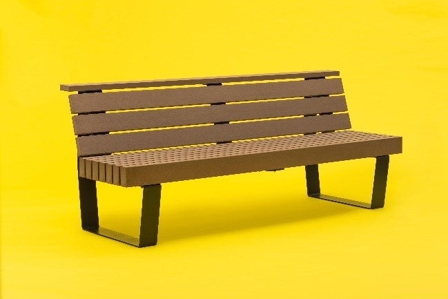 設置ベンチ(Fandaline)写真提供:フクビ化学工業株式会社