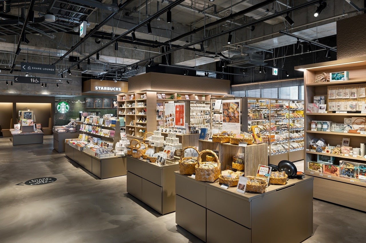 食雑貨やコスメも