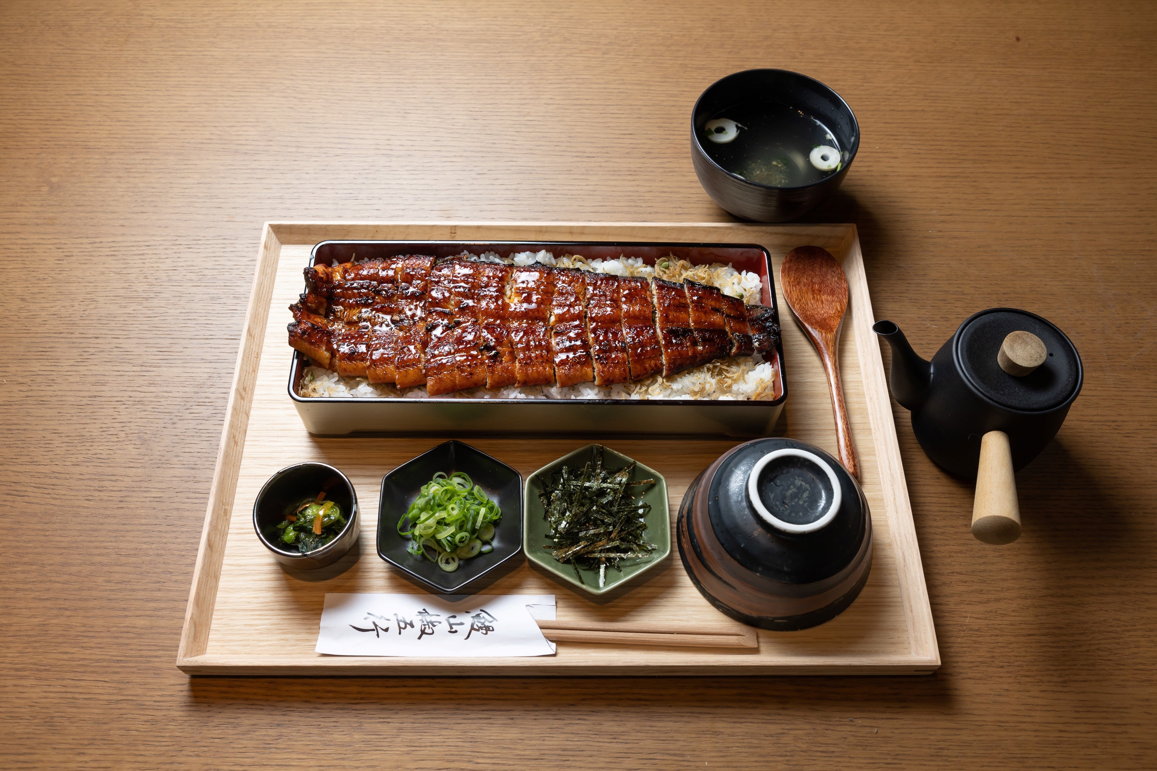 ★看板メニュー★ 鰻一本のせ山椒ざんまいひつまぶし　4,500円（税込）