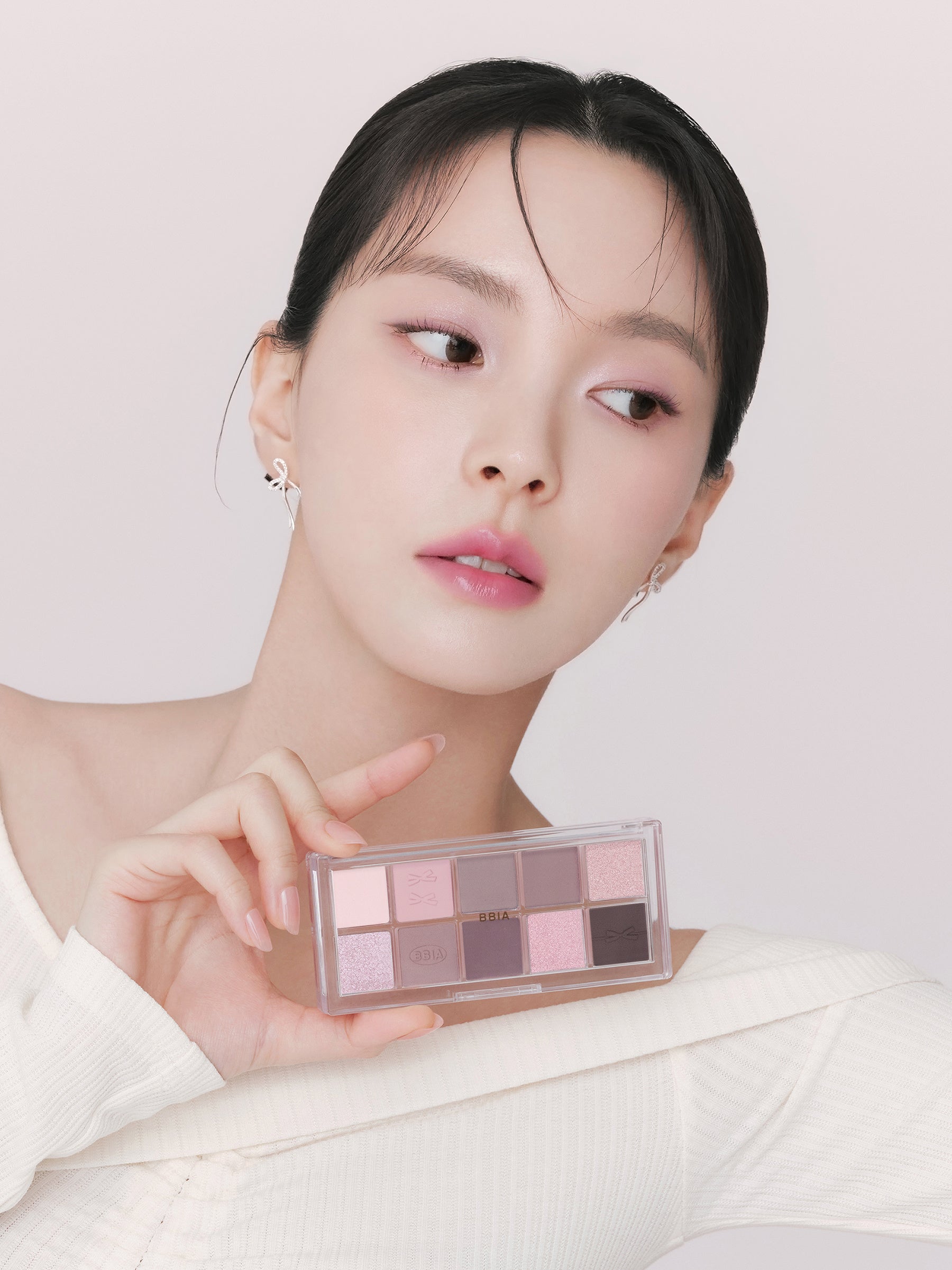 半額以上　新品　BBIAピアー　リップ　アイパレット　グロウクッション　39点 129853-32-