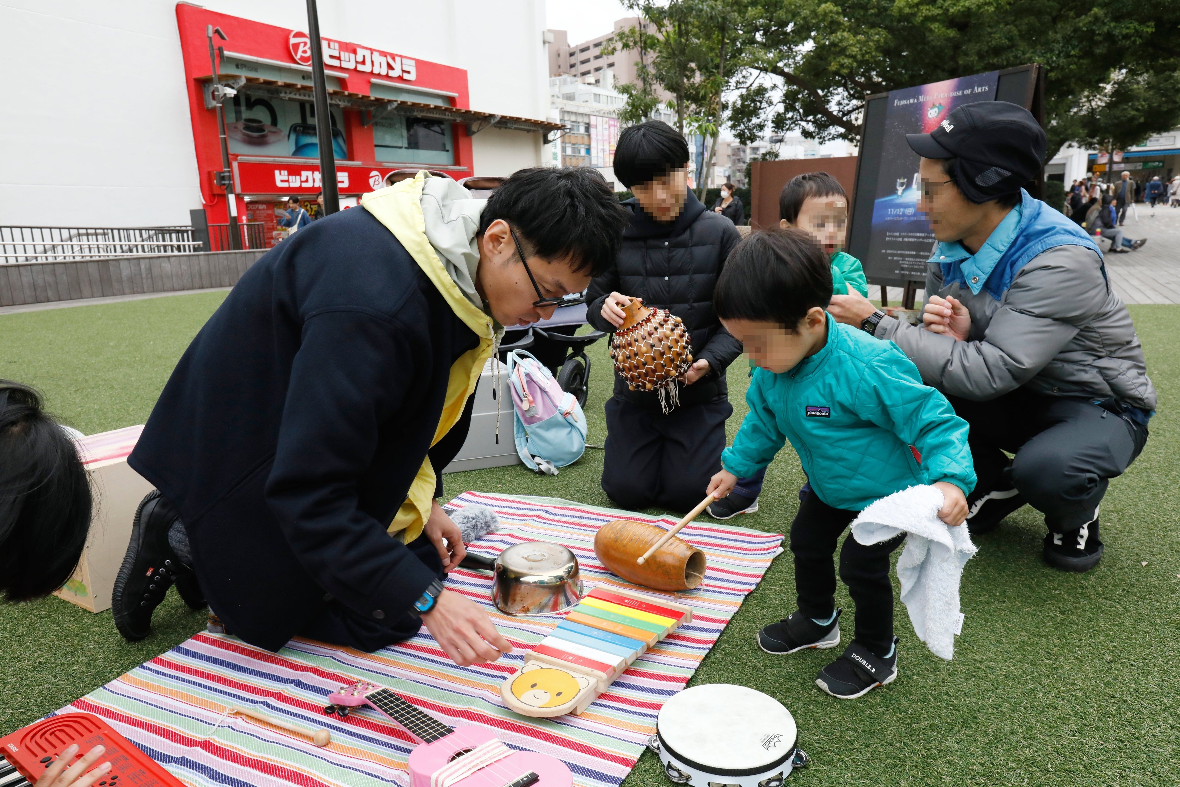 ▲サンパール広場の様子（音楽WS）