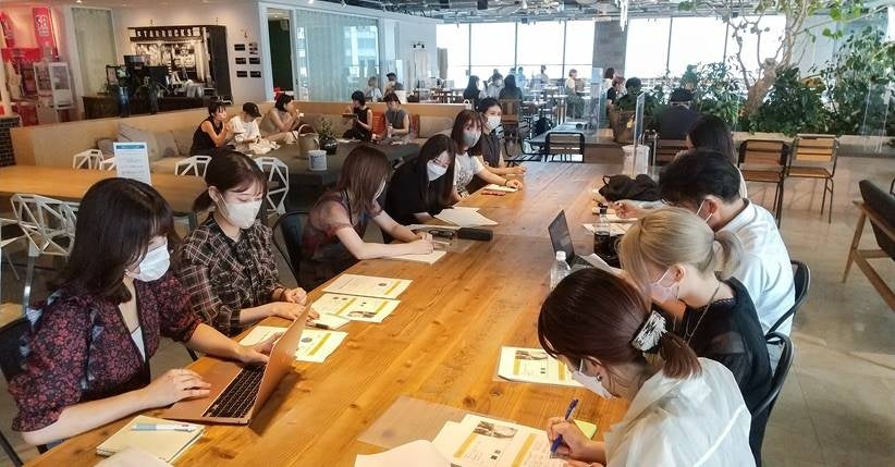 アダストリアと大妻女子大学の学生がコラボレーション Heather
