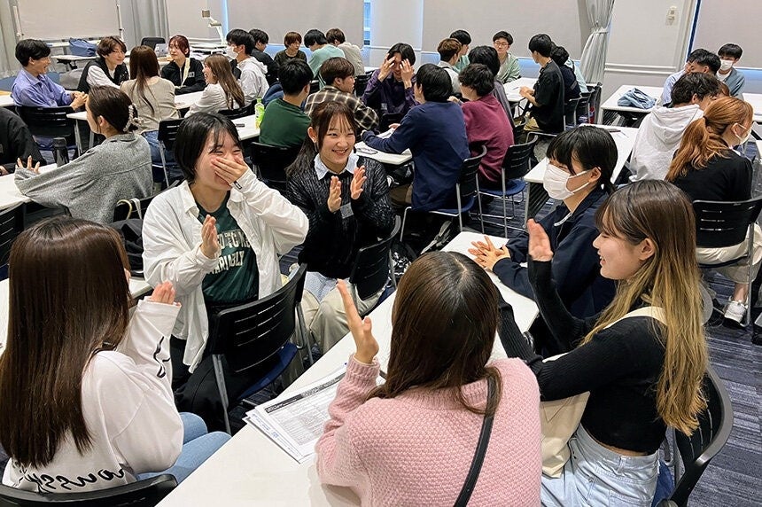 プロジェクトチームのミーティング