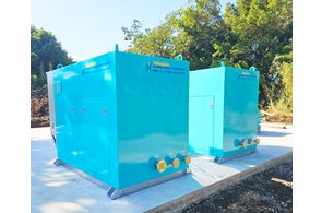 ウクライナ復興支援として可搬型浄水装置モバイルシフォンタンク(MST ウクライナ復興支援として可搬型浄水装置モバイルシフォンタンク(MST