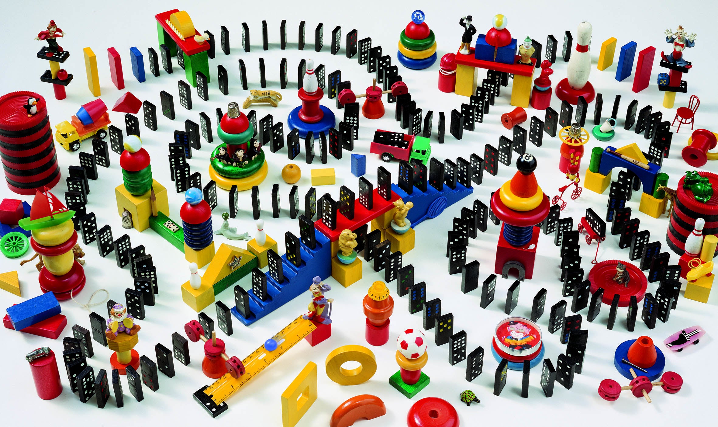 『チャレンジ ミッケ! 1 おもちゃばこ』より ©Walter Wick