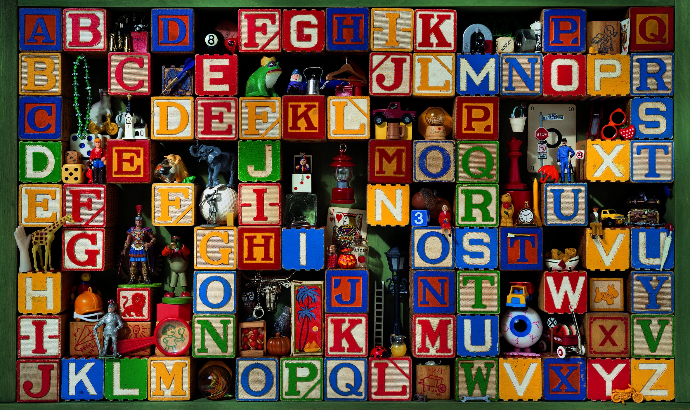 『チャレンジ ミッケ! 1 おもちゃばこ』より ©Walter Wick