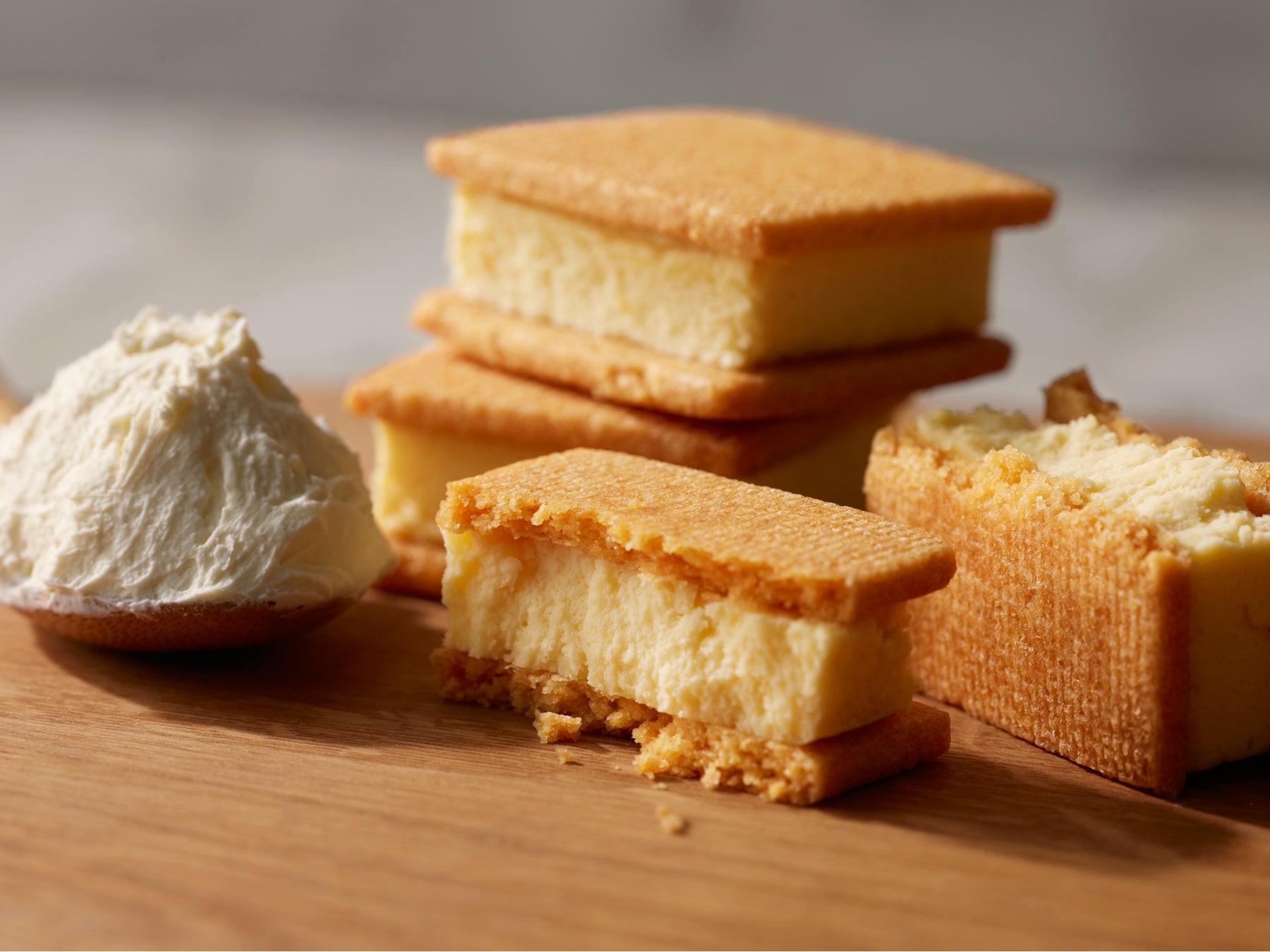チーズ好きにはたまらない チーズスイーツ専門店 Now On Cheese は チーズケーキサンドの季節限定フレーバー チーズケーキ サンド いちご を発売いたします 株式会社ケイシイシイのプレスリリース チーズ好きにはたまらない チーズスイーツ専門店 Now On Cheese は チーズケーキサンドの季節限定フレーバー チーズケーキ サンド いちご を発売いたします 株式会社ケイシイシイのプレスリリース