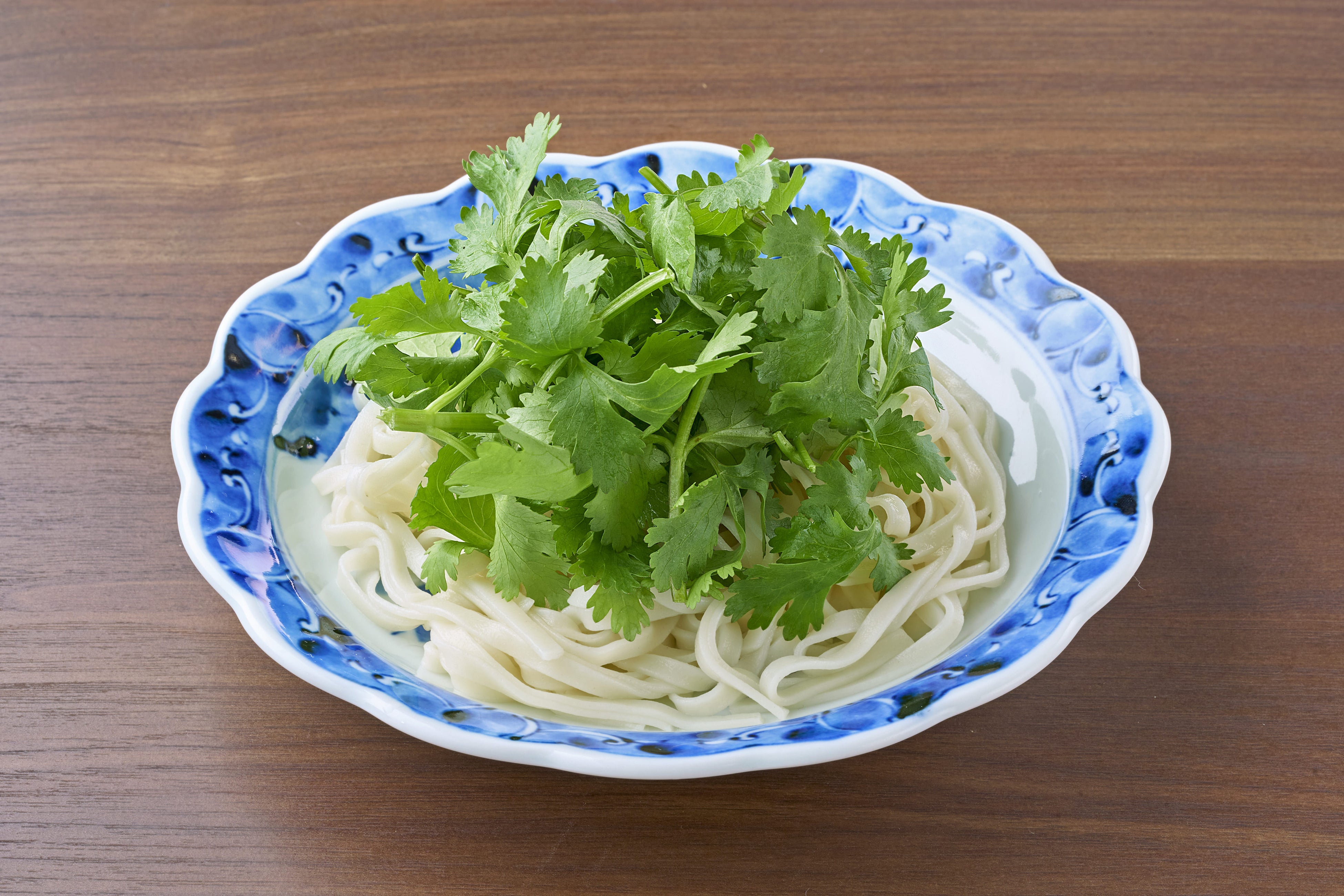 〆フォー＆パクチーセット＋299円（税込319円）