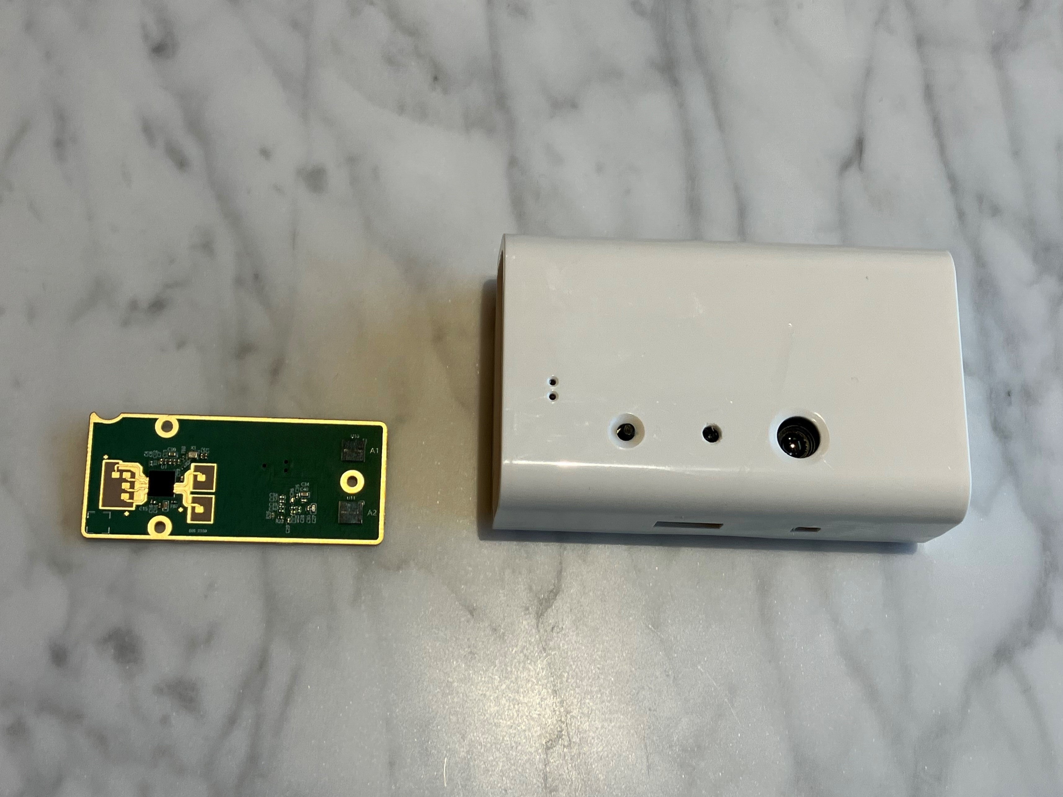 ミリ波レーダー生体情報検出システムの端末