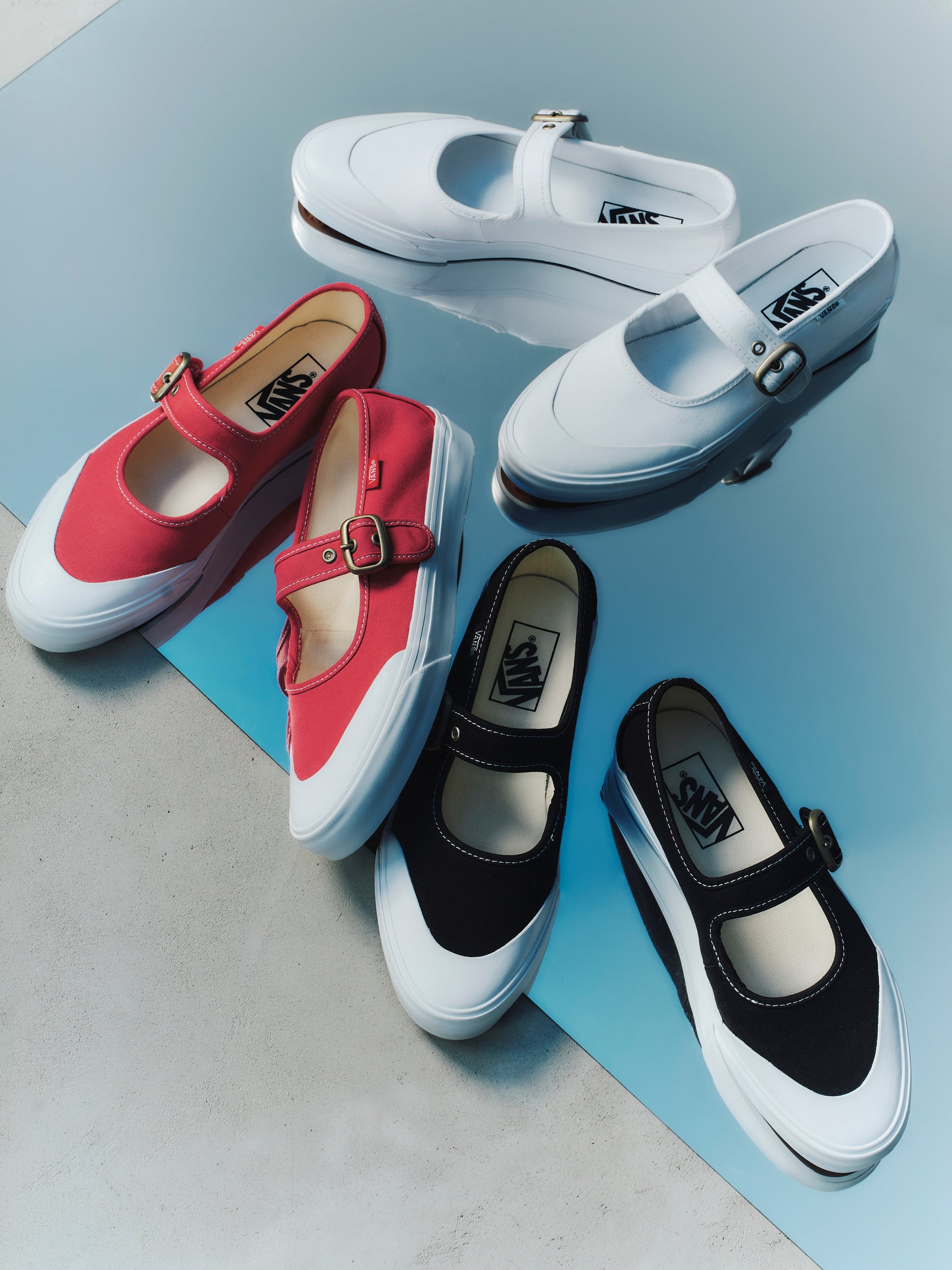 【新品未使用】VANS メリージェーン キッズ VANS バンズ キッズ スリッポン メリージェーン MARY JANE BLACK