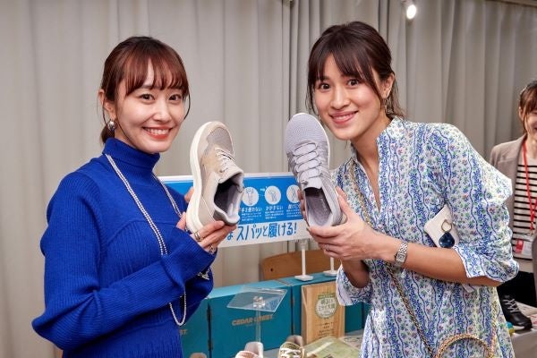 【汚れあり】BABY ロゼッタミニハット 2001年販売 白黒 汚れあり】BABY ロゼッタミニハット 2001年販売 白黒 汚れあり